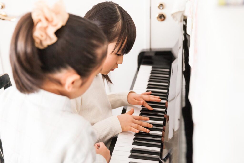 脳に対して様々な影響を与えるピアノを小さいころから初めてみませんか